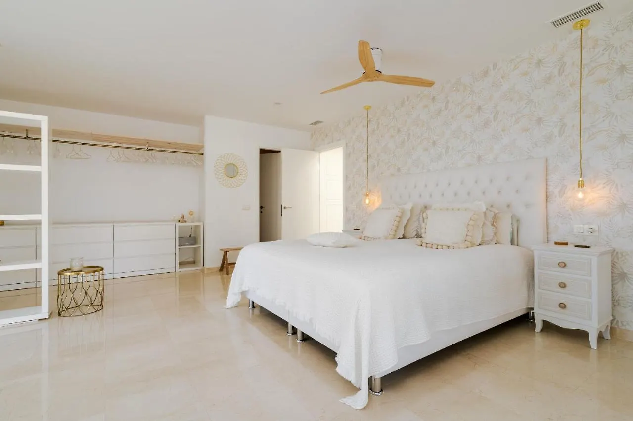 Villa White Bay Marbella 0*,